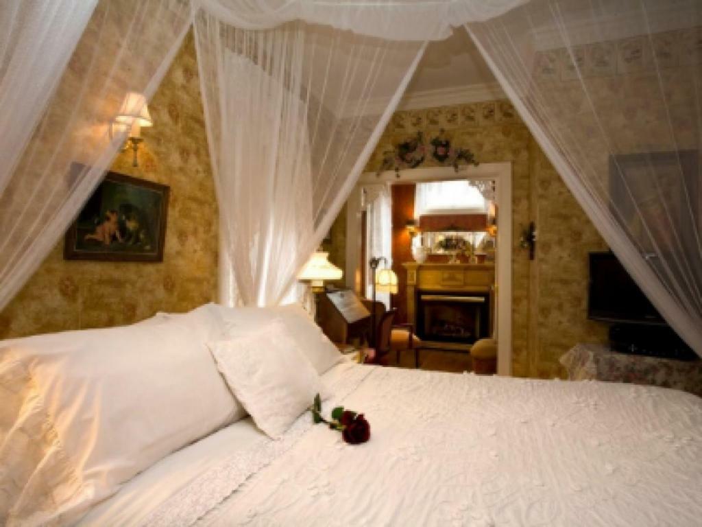 Port City Victorian Inn Muskegon Ruang foto